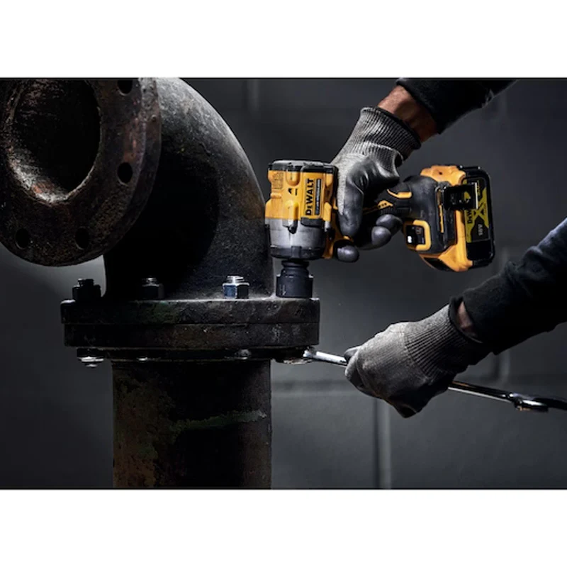 Boulonneuse à chocs compacte ½'' 406Nm 18V DEWALT DCF922P2T-QW avec coffret et 2 batteries 5,0 Ah - Image 3
