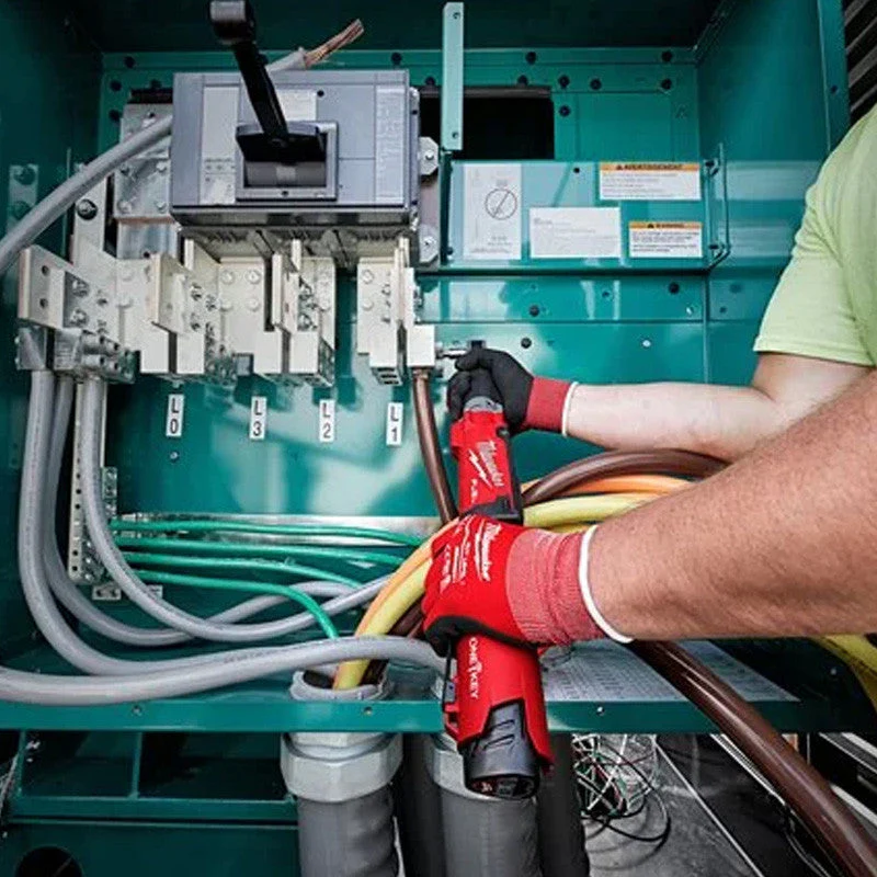 Clé à cliquet MILWAUKEE M12 ONEFTR38-0C FUEL™ ONE-KEY™ dynamométrique numérique ⅜″ - Image 2