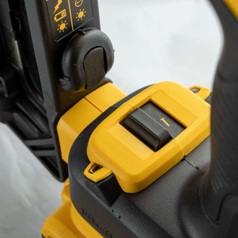 Cloueur de finition 16Ga 18V DEWALT DCN660N-XJ Brushless - Image 5
