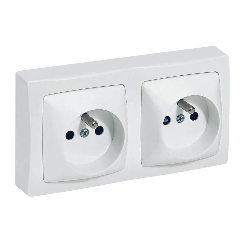 Double prise 2P+T avec boîtier - blanc LEGRAND