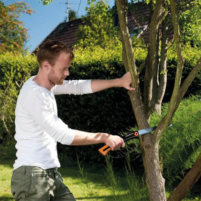 Grande scie de jardin a lame rétractable FISKARS Xtract SW75 - Image 3