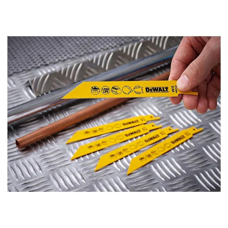 Lot de 5 lames de scie sabre BIM pour la coupe du bois avec métal DEWALT Métaux, fibre de verrre, cornieres - Image 2