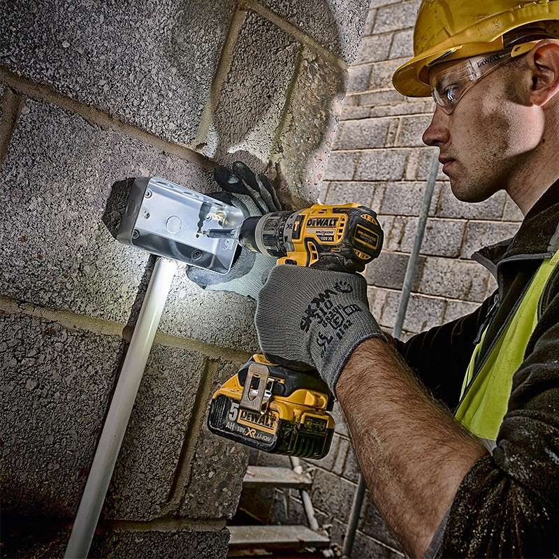 Perceuse-visseuse à percussion 18V DEWALT DCD796P2-QW Brushless avec coffret et 2 batteries 5,0 Ah - Image 6