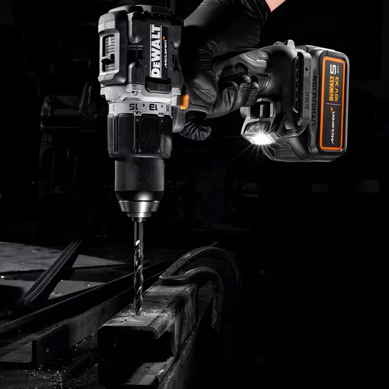 Perceuse Visseuse Percussion XR 18V Brushless Dewalt DCD85MP2T-QW Édition Limitée McLaren Livrée Avec 2 Batteries 5Ah Li-Ion, 1 Chargeur en Coffret TSTAK - Image 7