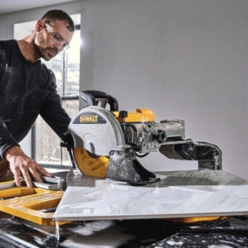 Scie à matériaux grande capacité 1600W 250 mm  D36000-QS DEWALT - Image 6