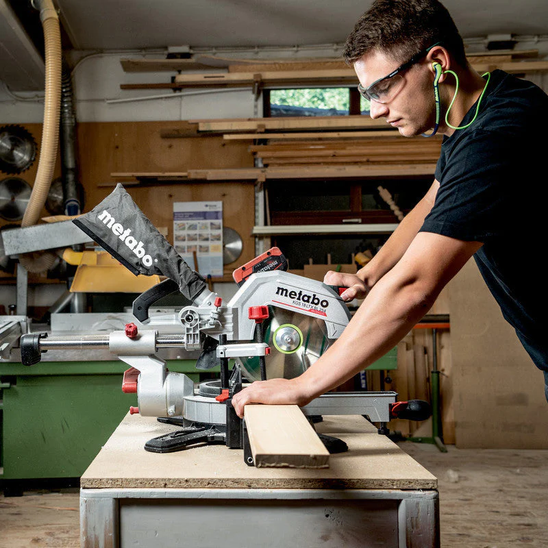 Scie à onglet radiale ∅254mm 18V - METABO 614254850 - KGS 18 LTX BL 254 (sans batterie) - Image 4