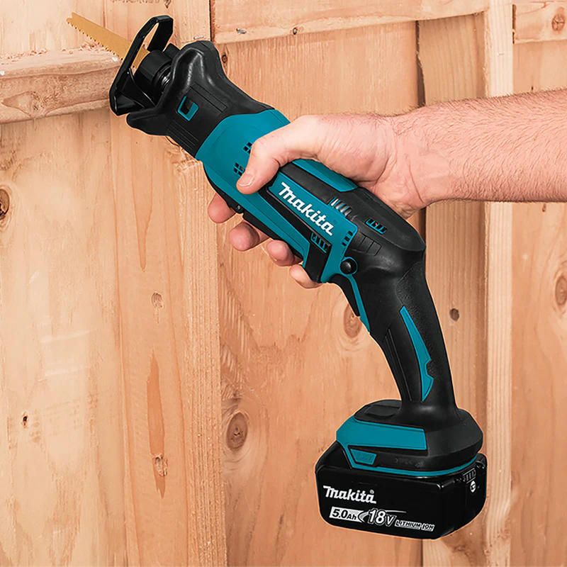 Scie récipro LXT MAKITA DJR183RYJ 18 V + 2 batteries 1,5Ah + chargeur en Makpac - Image 6