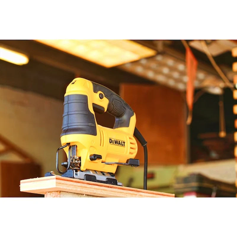 Scie sauteuse 650W DEWALT DWE349-QS à poignée supérieure - Image 3