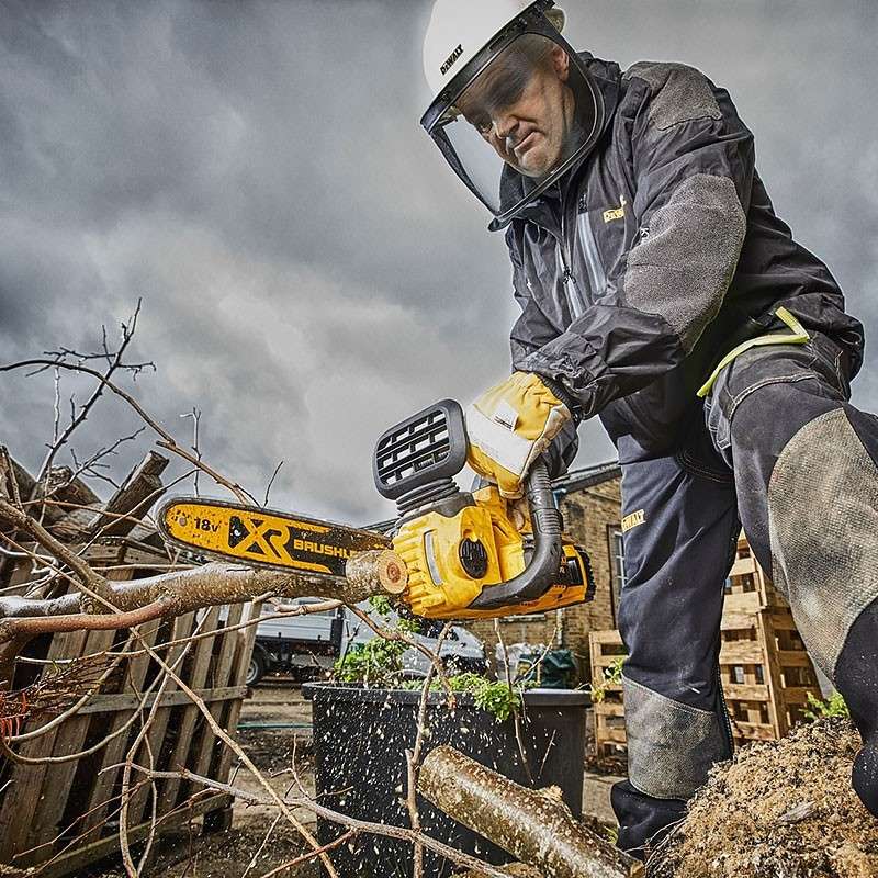 Tronçonneuse élagueuse 18V DEWALT DCM565P1-QW avec une batterie 5,0 Ah - Image 4