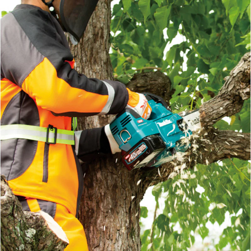 Tronçonneuse MAKITA UC002GM102 40V 25 cm  avec 1 batterie 40V 4.Ah et chargeur - Image 2