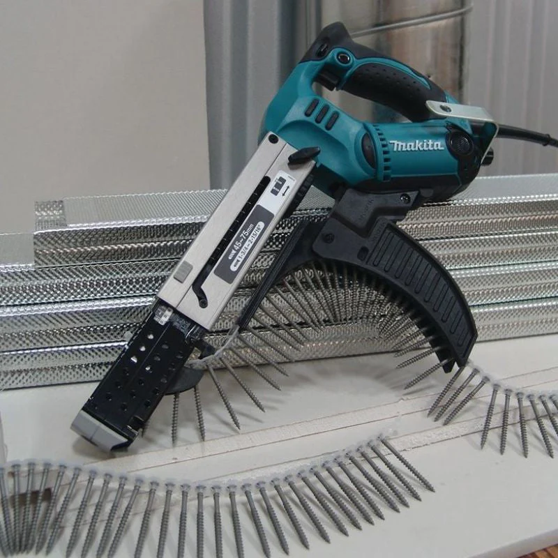 Visseuse à ruban 3000 t.p.m. 470W MAKITA 6844 75 mm en coffret - Image 4